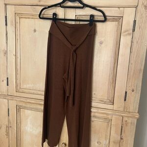 Anthropologie knit wide leg pant with self tie front. Excellent condition